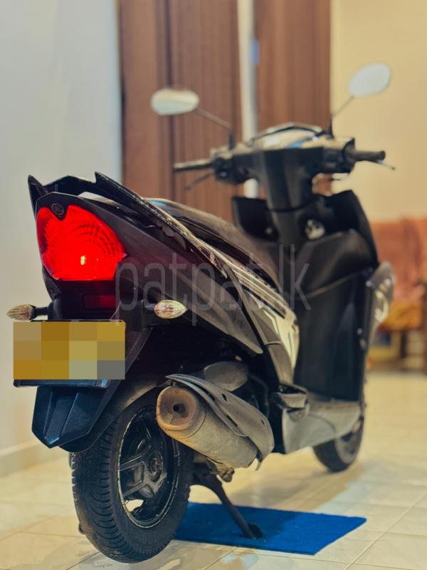 Yamaha Ray ZR 2018 - பயன்படுத்தப்பட்டது பைக் sale in Sri Lanka - patpat.lk