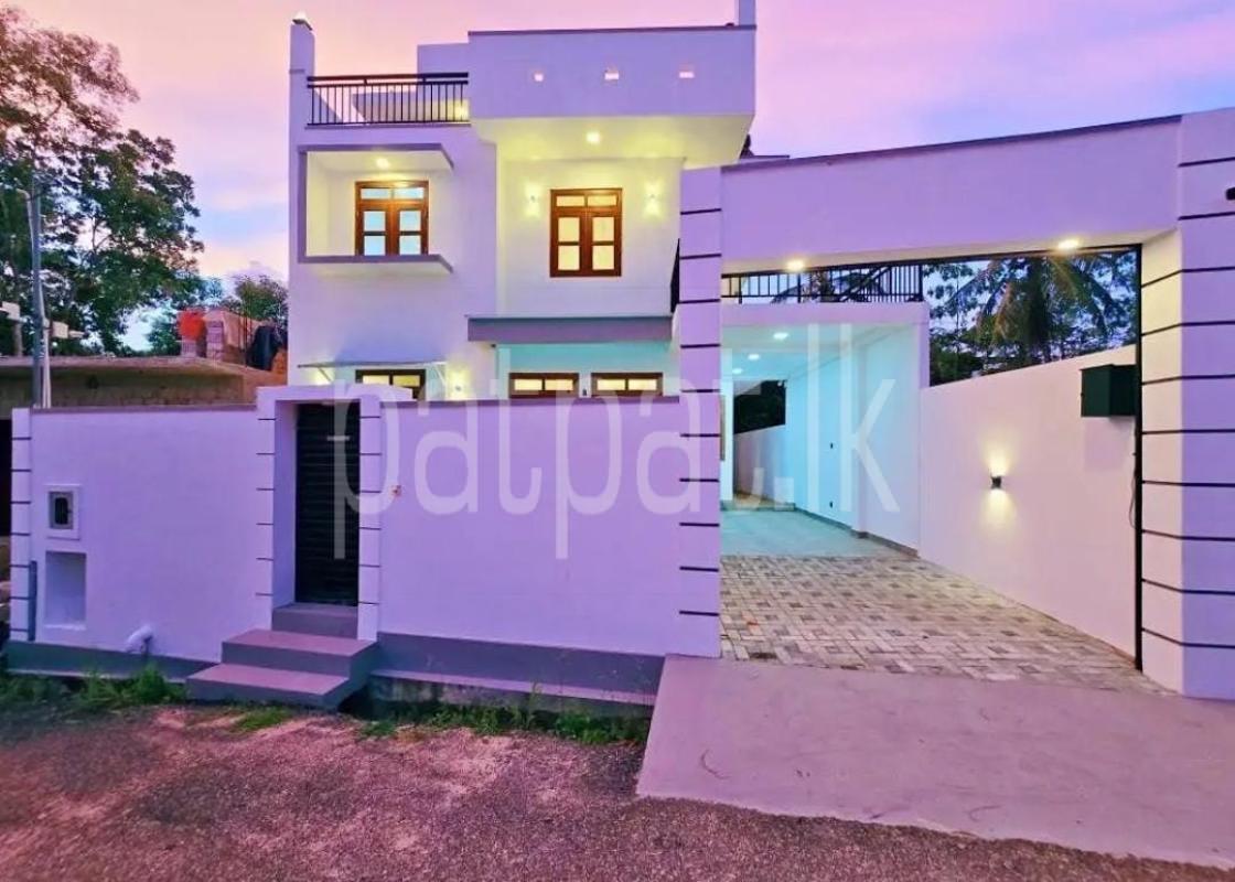 Advertisement image 4