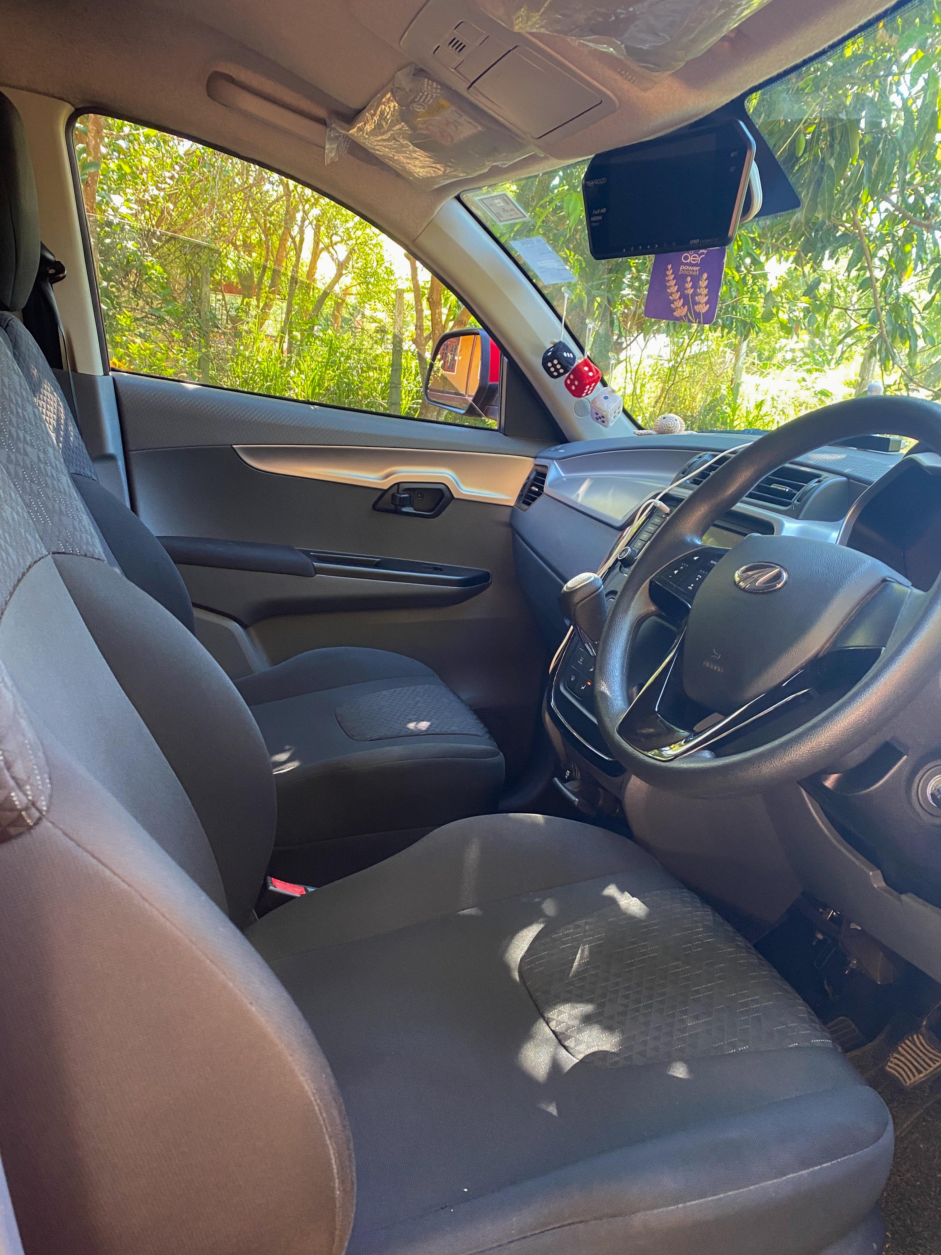 Mahindra KUV 2020 - பயன்படுத்தப்பட்டது SUV sale in Sri Lanka - patpat.lk