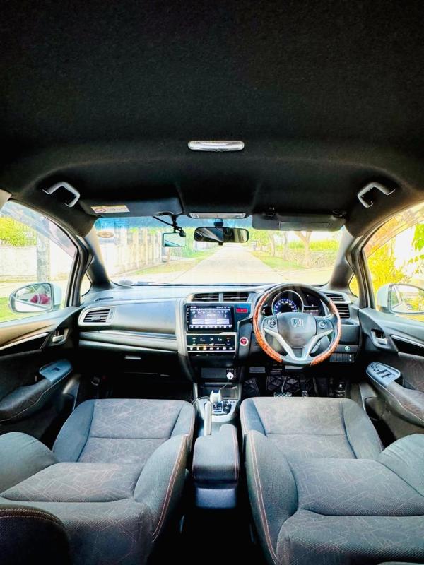 Advertisement image 6