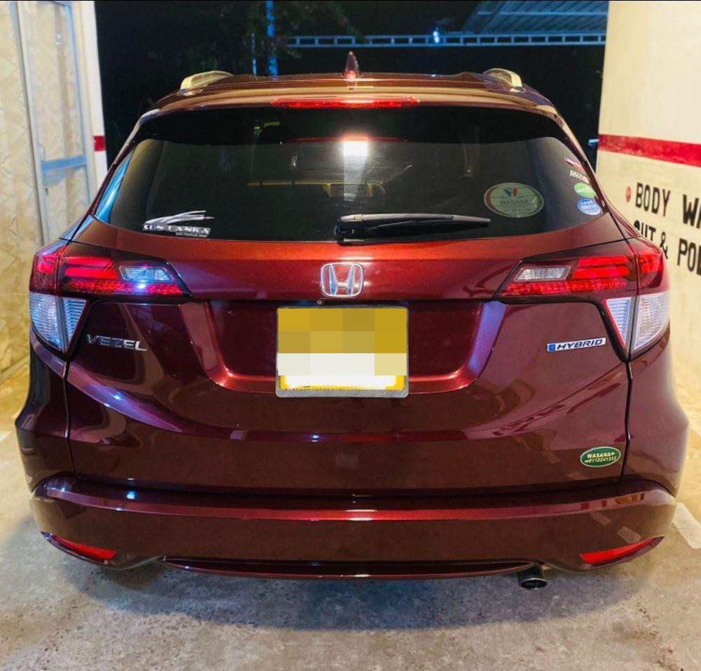 Honda Vezel 2015 - பயன்படுத்தப்பட்டது SUV sale in Sri Lanka - patpat.lk