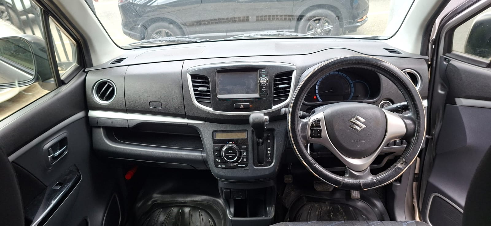 Mahindra Imperio 2016 - பயன்படுத்தப்பட்டது சரக்கு போக்குவரத்து sale in Sri Lanka - patpat.lk