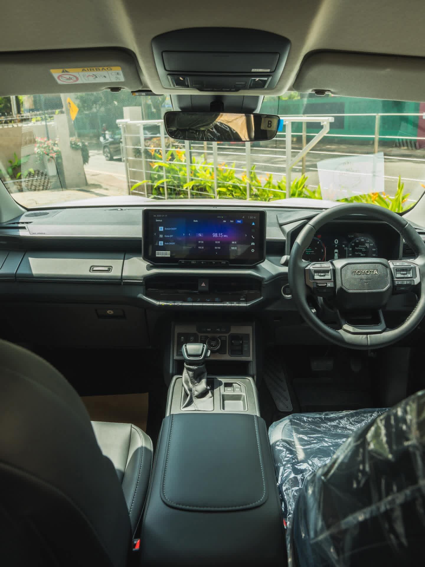 Toyota Hilux 2025 - Brand New Pick-up  sale in Sri Lanka - patpat.lk