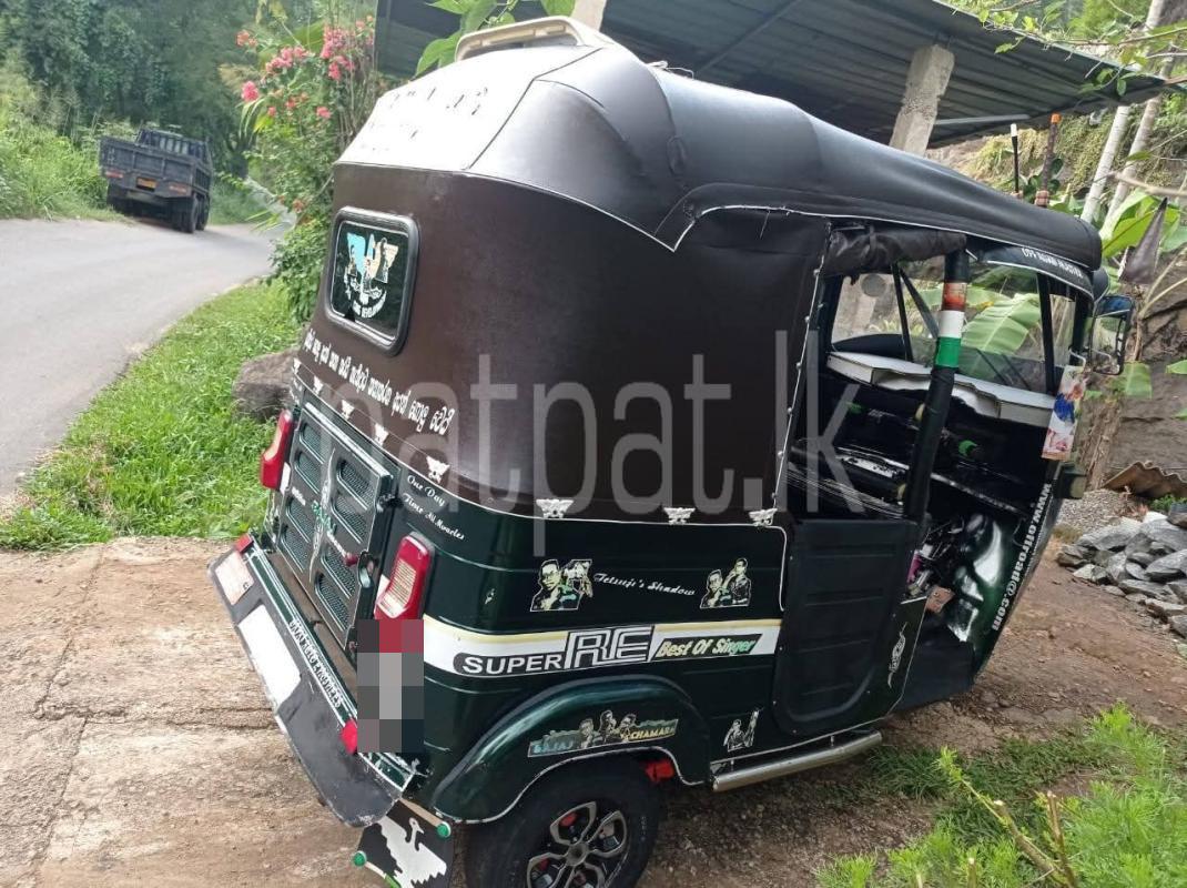 Advertisement image 6