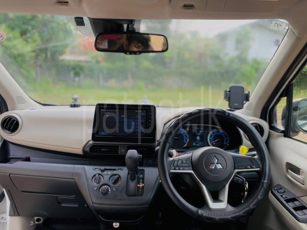 Mitsubishi eK 2024 - பயன்படுத்தப்பட்டது கார் sale in Sri Lanka - patpat.lk