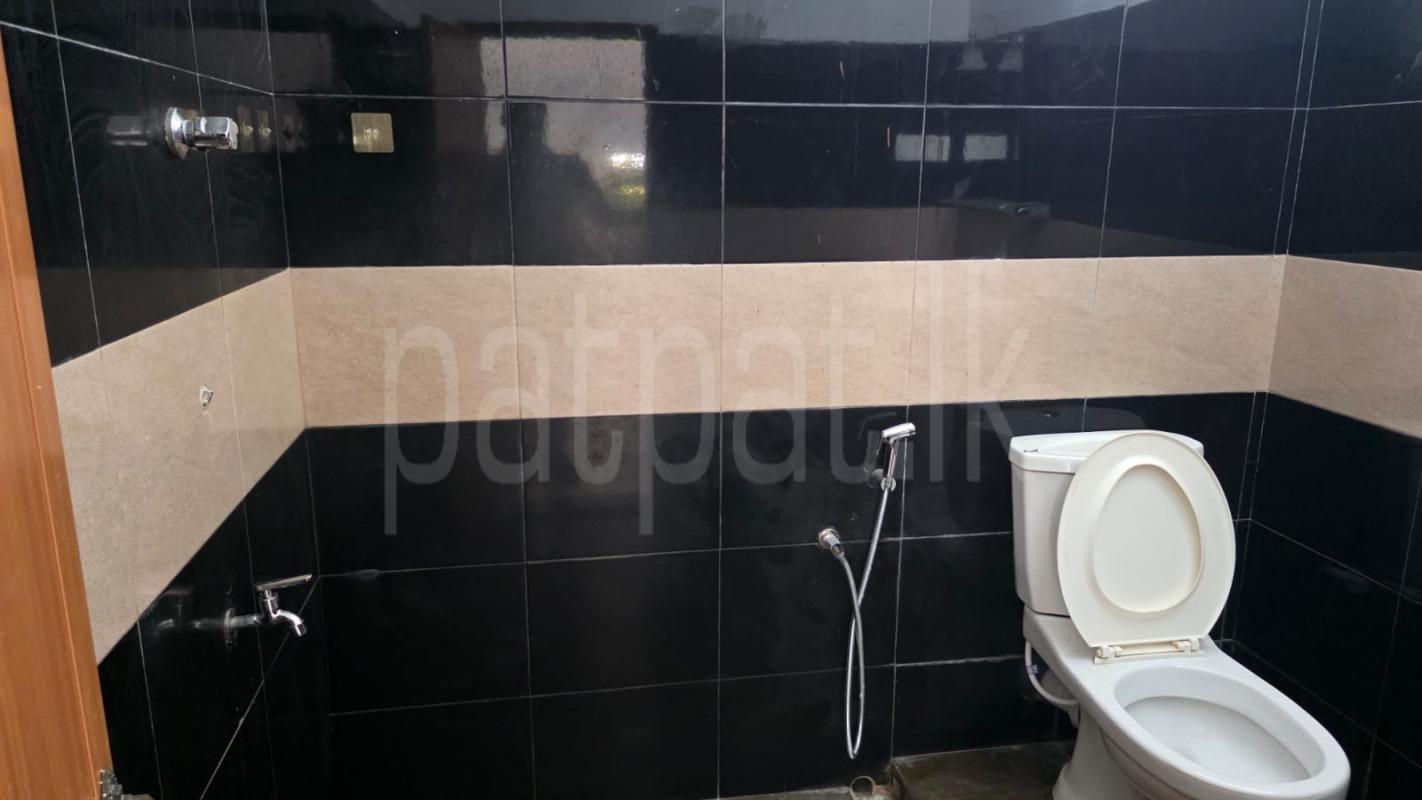 House for Sale in Athurugiriya