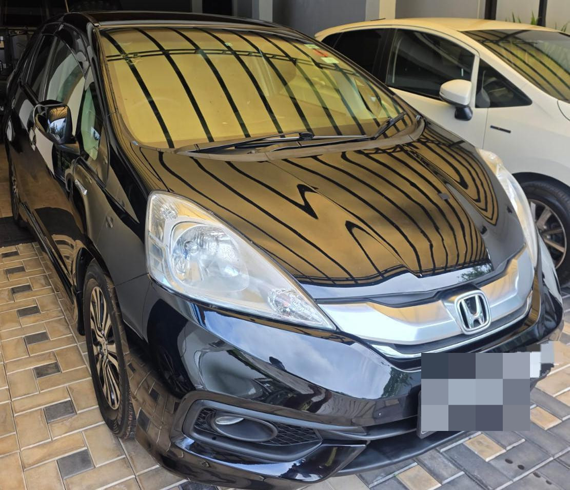 Honda Fit 2013 ads-image-1
