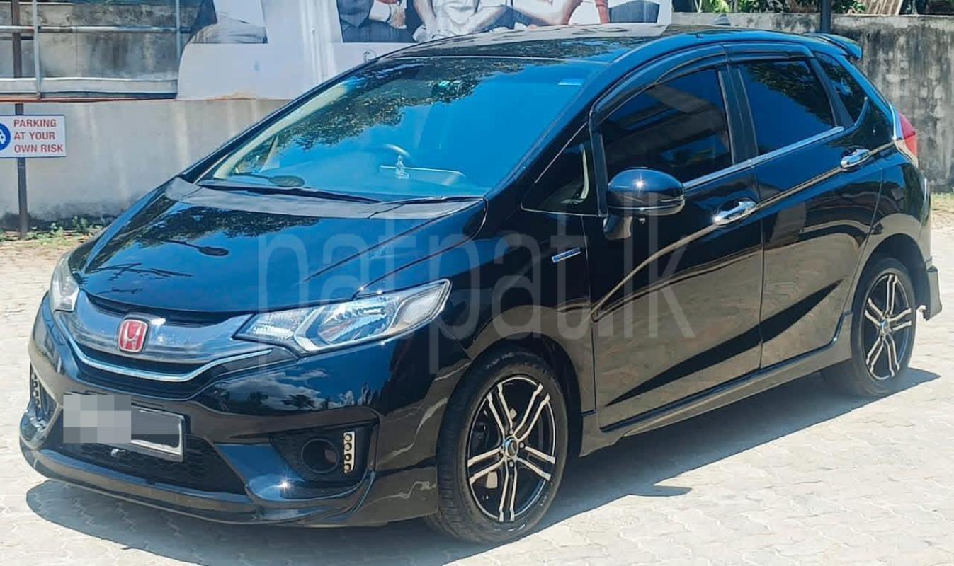 Honda Fit 2014 - භාවිතා කරන ලද කාර් sale in Sri Lanka - patpat.lk