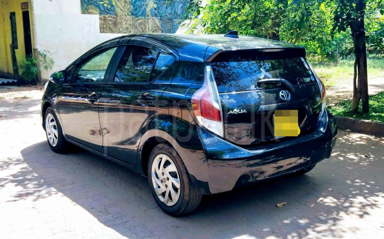 Toyota Aqua 2015 - Used Car sale in Sri Lanka - patpat.lk
