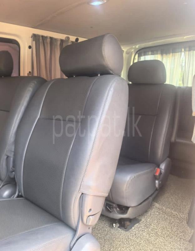 Toyota Hiace 2006 - Used Van sale in Sri Lanka - patpat.lk