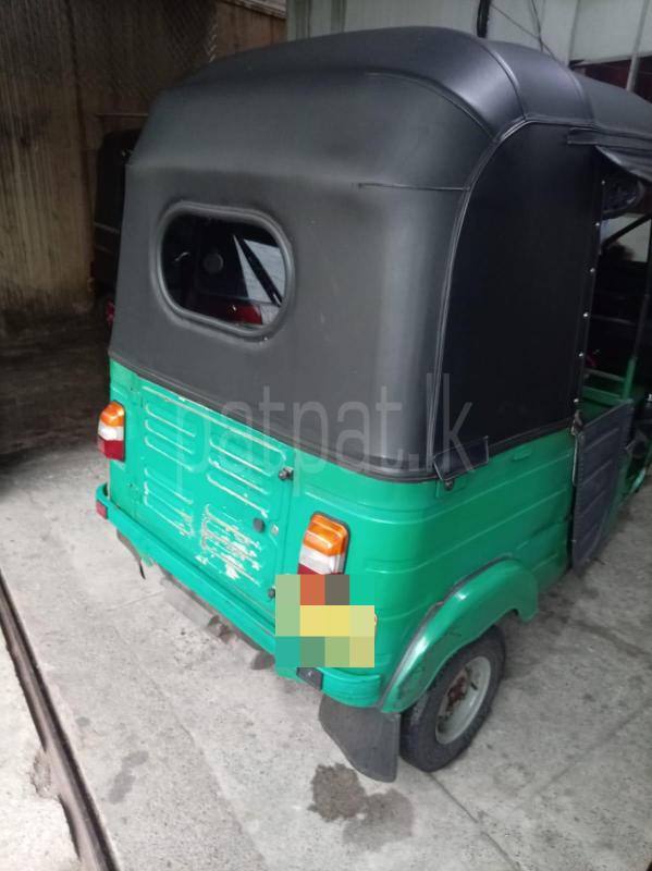 Bajaj Three Wheel 2012 - பயன்படுத்தப்பட்டது முச்சக்கர வண்டி sale in Sri Lanka - patpat.lk