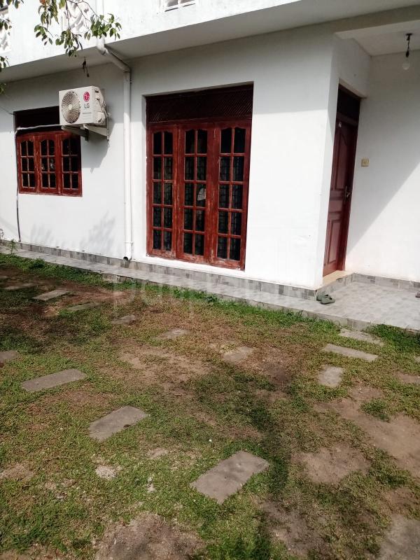 House for Rent in Wattala ads-image-1