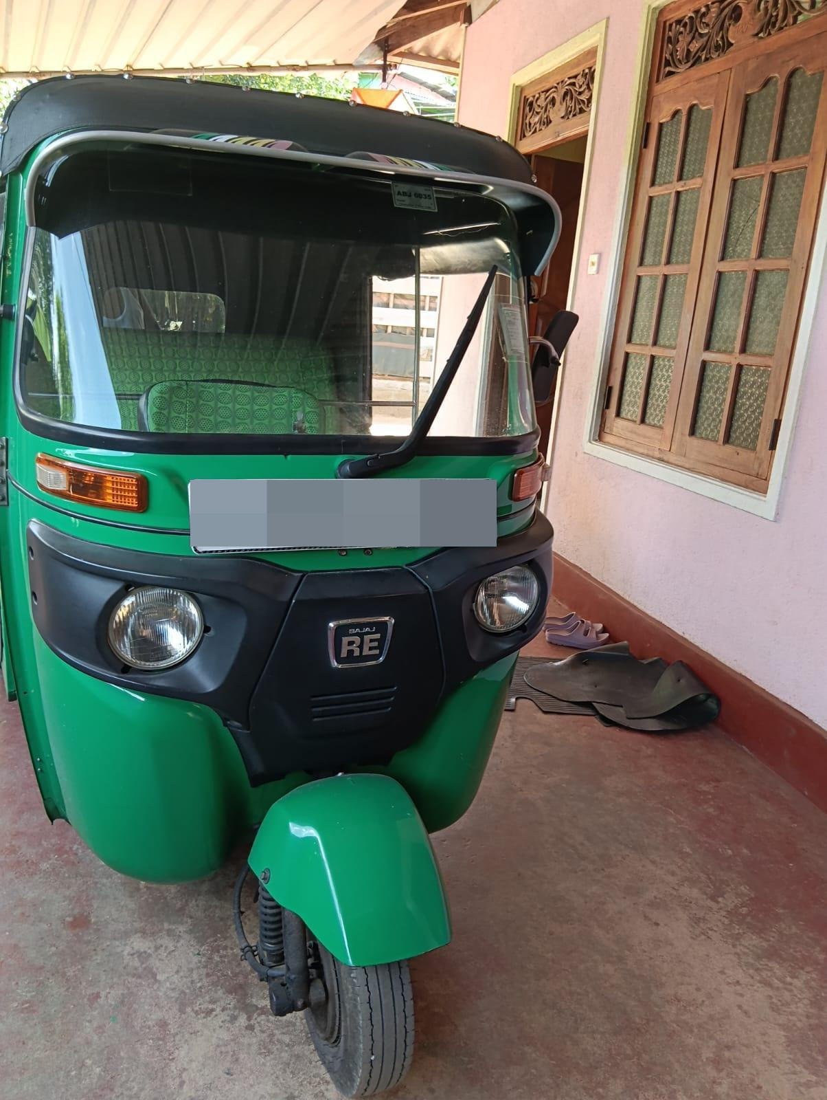 Bajaj 4 stroke 2016 - Used Three wheeler sale in Sri Lanka - patpat.lk