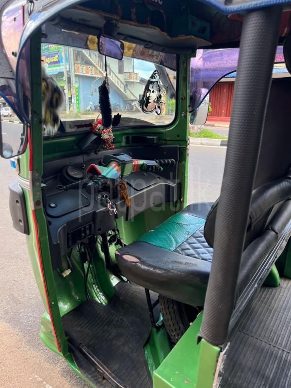 Bajaj Three Wheel 2013 - Used Three wheeler sale in Sri Lanka - patpat.lk