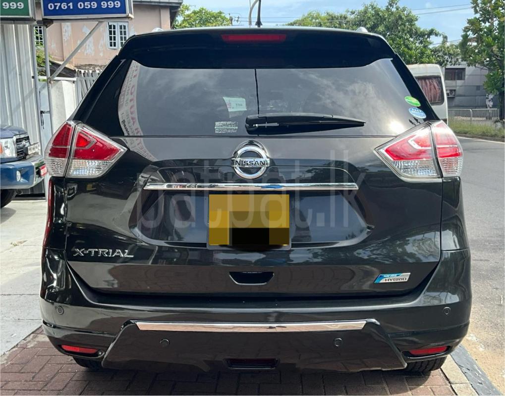 Advertisement image 3