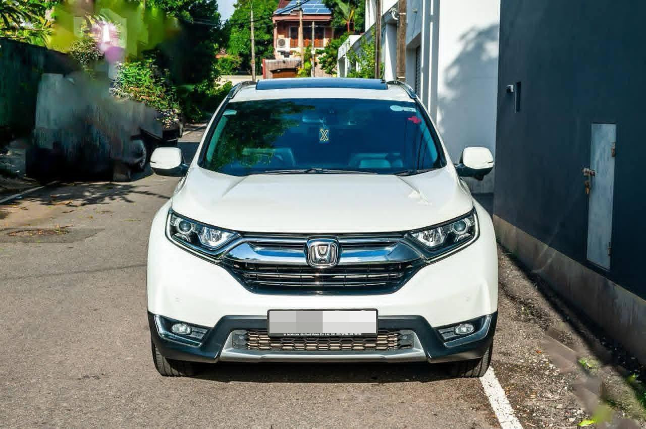 Honda CR V 2018 - භාවිතා කරන ලද SUV රථය sale in Sri Lanka - patpat.lk