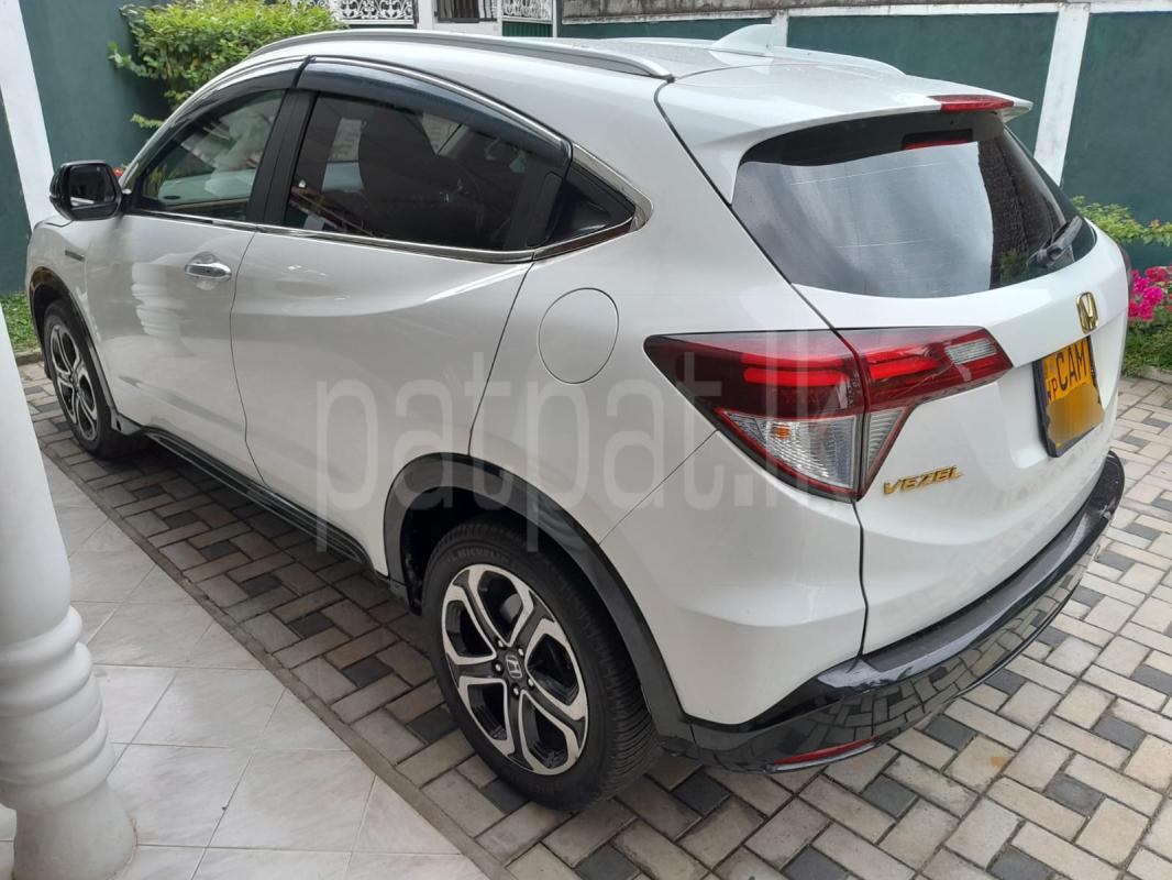 Honda Vezel 2015 - பயன்படுத்தப்பட்டது SUV sale in Sri Lanka - patpat.lk