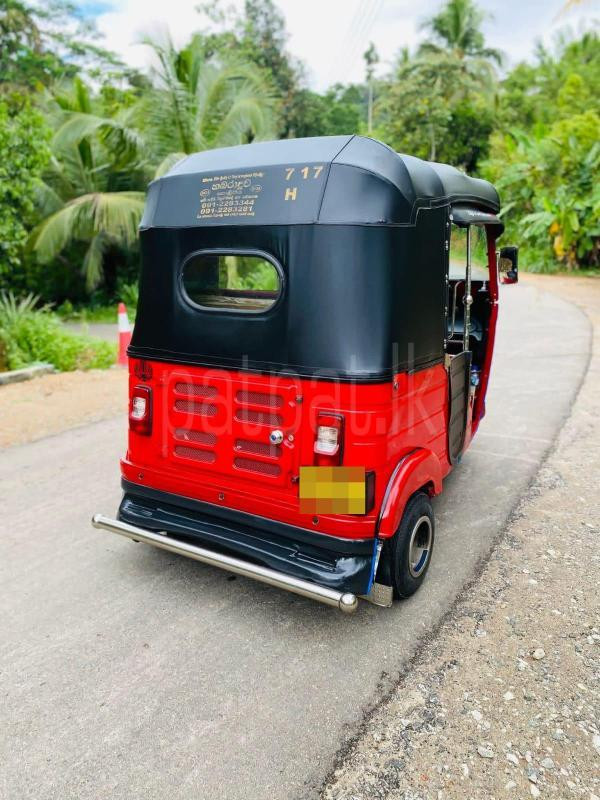 Bajaj 4 stroke 2014 - භාවිතා කරන ලද ත්‍රිරෝද රථය sale in Sri Lanka - patpat.lk