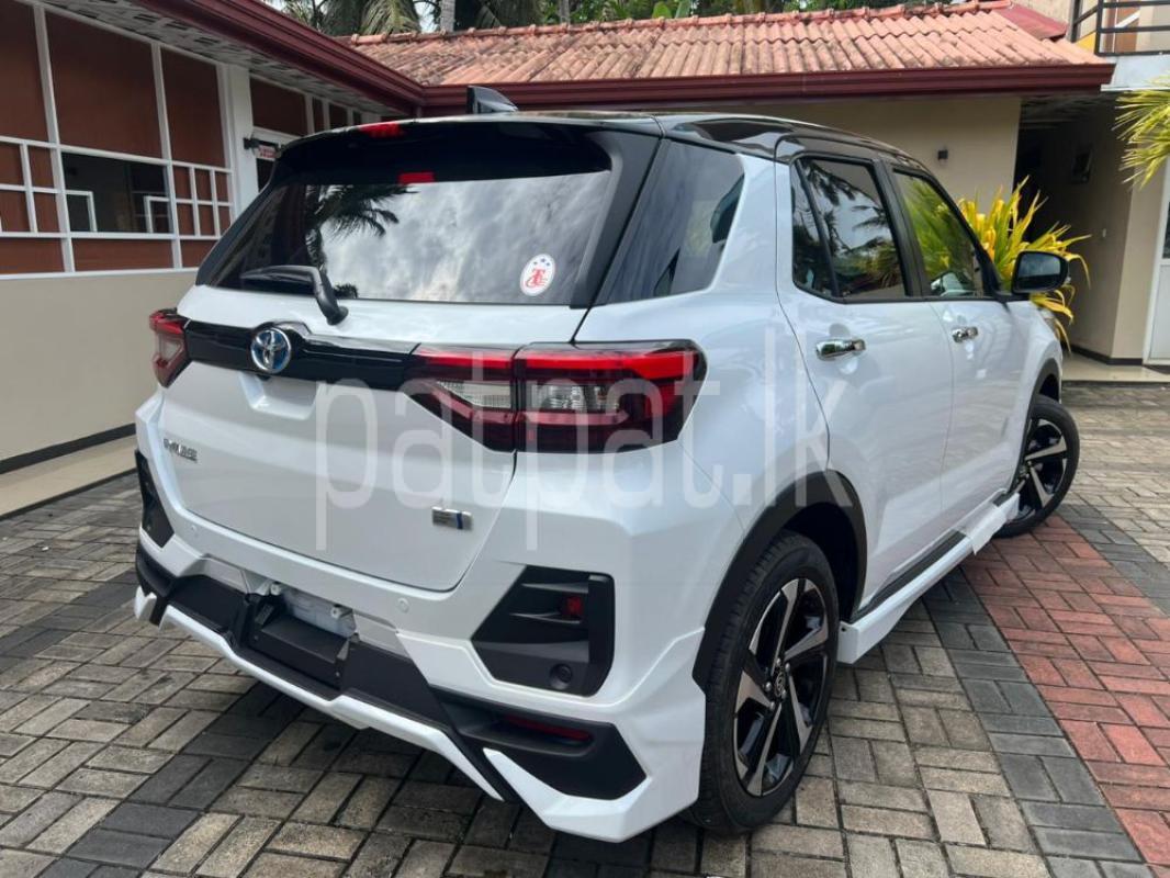 Advertisement image 4