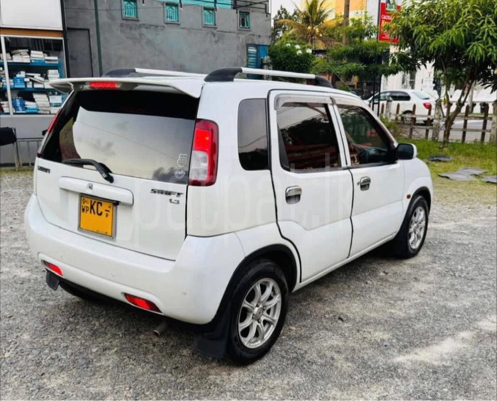 Advertisement image 4