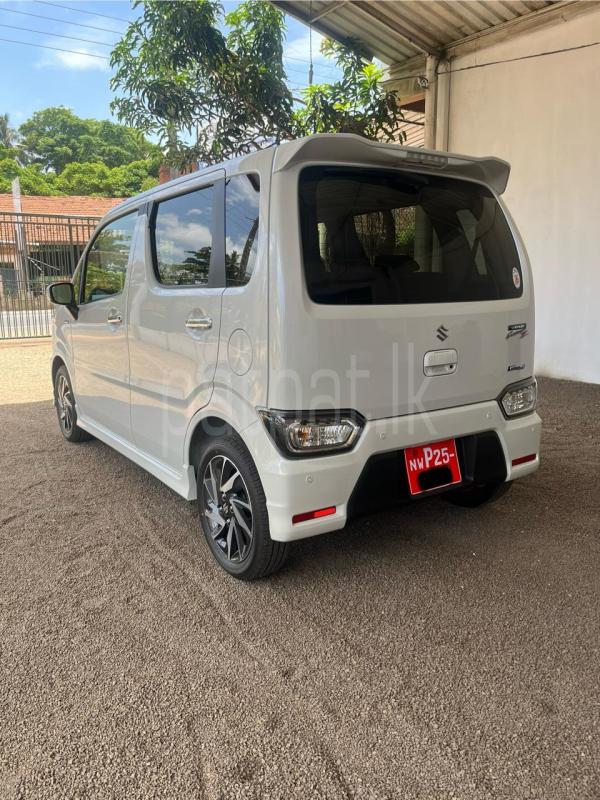 Advertisement image 3