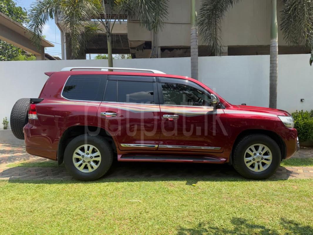 Advertisement image 2