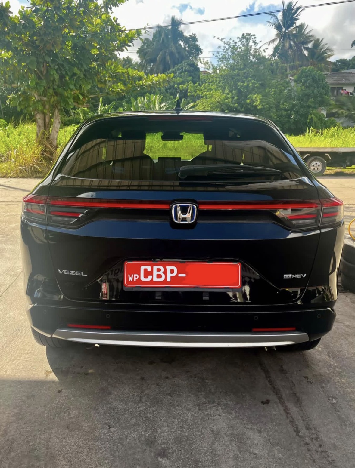 Honda Vezel 2025 - சான்றளிக்கப்பட்டது கார் sale in Sri Lanka - patpat.lk
