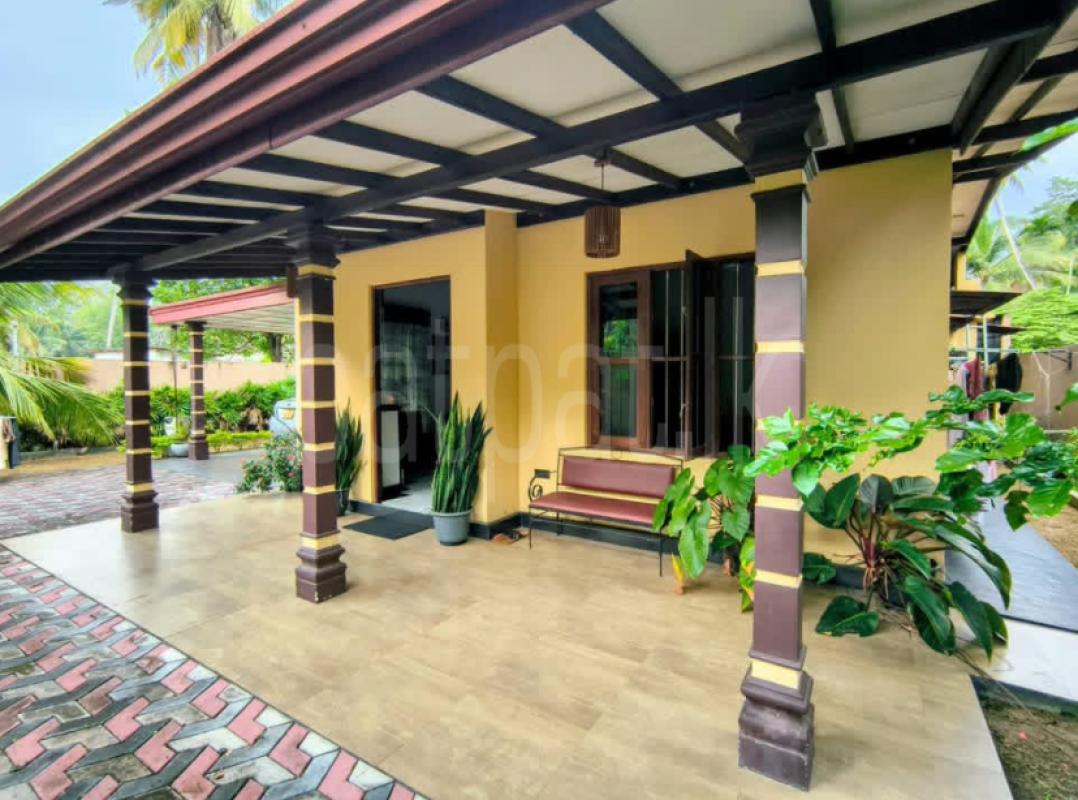 House for Sale in Negombo ads-image-1