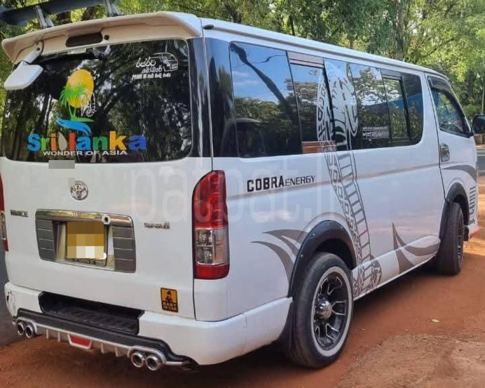 Toyota Hiace 2006 - Used Van sale in Sri Lanka - patpat.lk