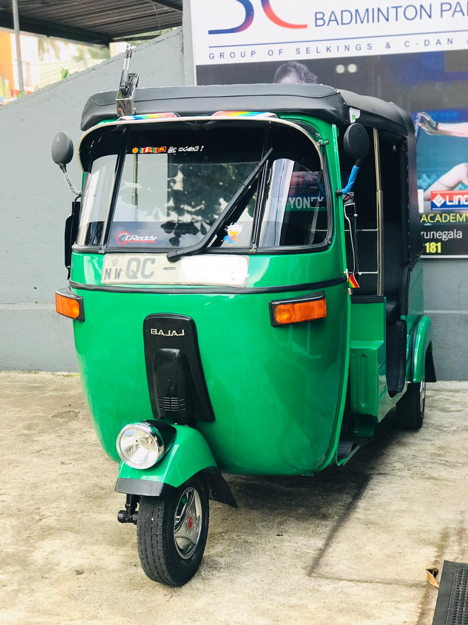 Bajaj 2 stroke 2005 - භාවිතා කරන ලද ත්‍රිරෝද රථය sale in Sri Lanka - patpat.lk