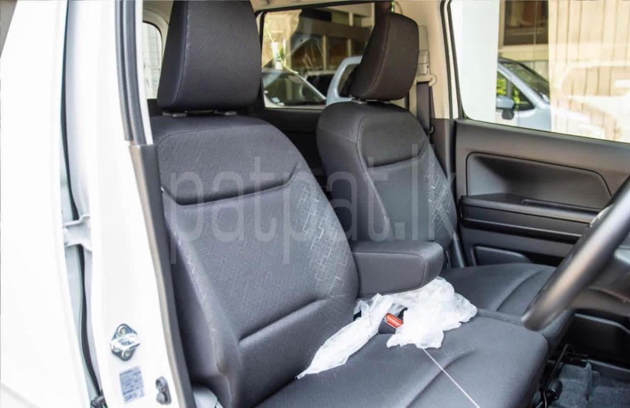 Advertisement image 6