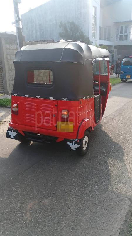 Bajaj 4 stroke 2010 - பயன்படுத்தப்பட்டது முச்சக்கர வண்டி sale in Sri Lanka - patpat.lk