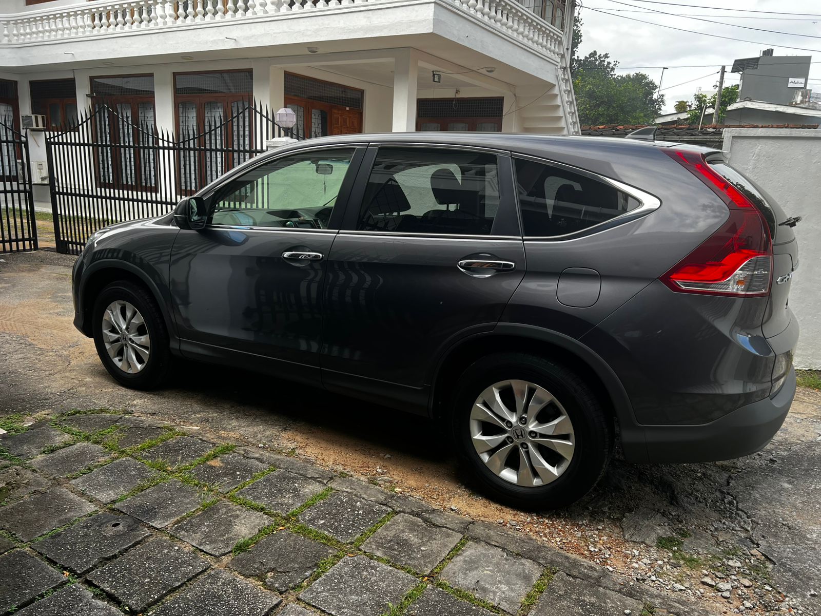 Honda CR V 2015 - Used SUV sale in Sri Lanka - patpat.lk