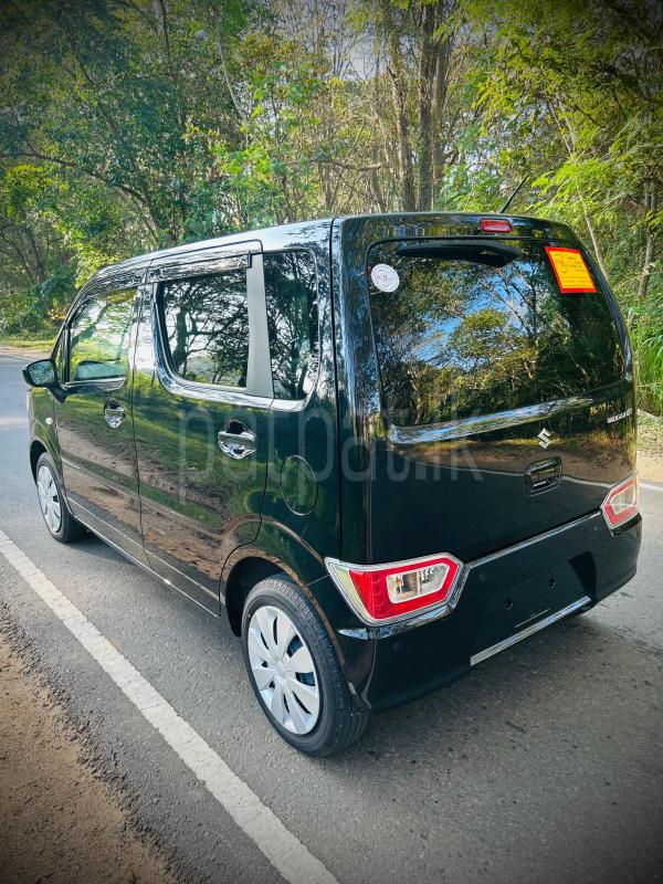 Suzuki Wagon R 2024 - අලුත් කාර් sale in Sri Lanka - patpat.lk