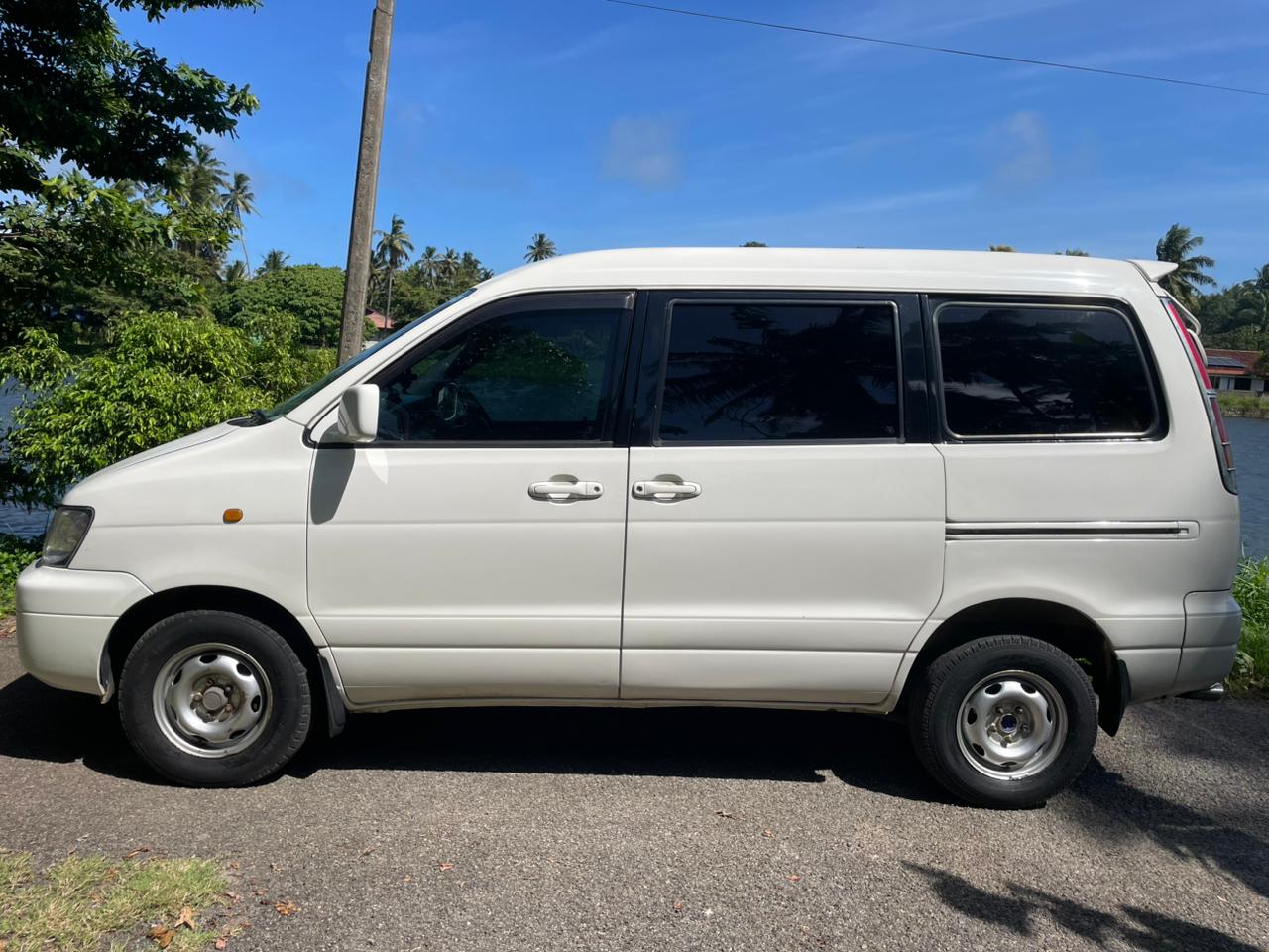 Toyota TownAce 1997 - பயன்படுத்தப்பட்டது வேன் sale in Sri Lanka - patpat.lk