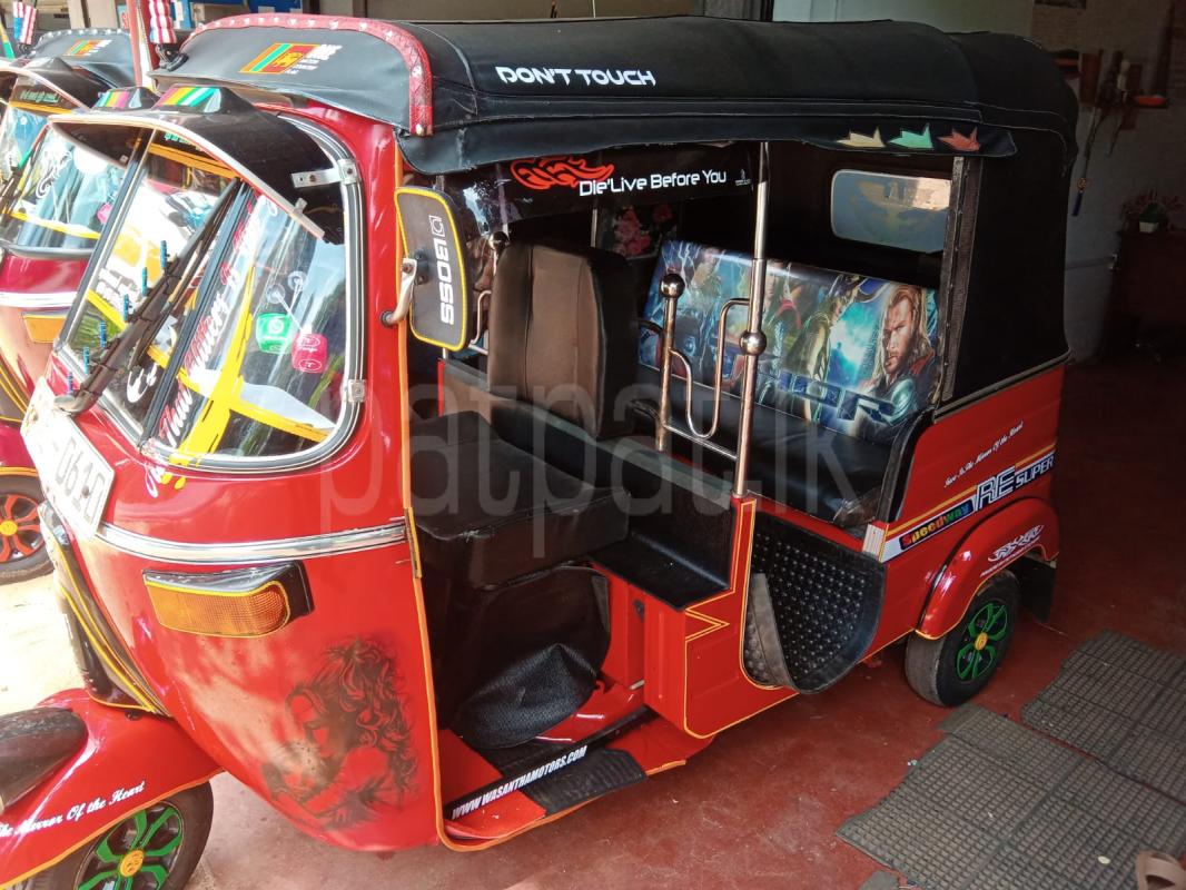 Bajaj Three Wheel 2006 - பயன்படுத்தப்பட்டது முச்சக்கர வண்டி sale in Sri Lanka - patpat.lk