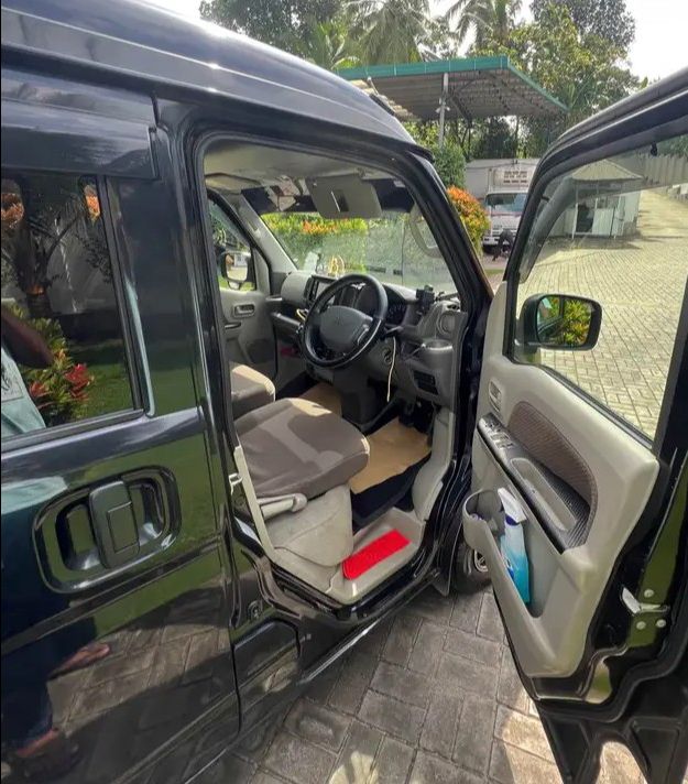 Mitsubishi Minicab 2017 - பயன்படுத்தப்பட்டது வேன் sale in Sri Lanka - patpat.lk