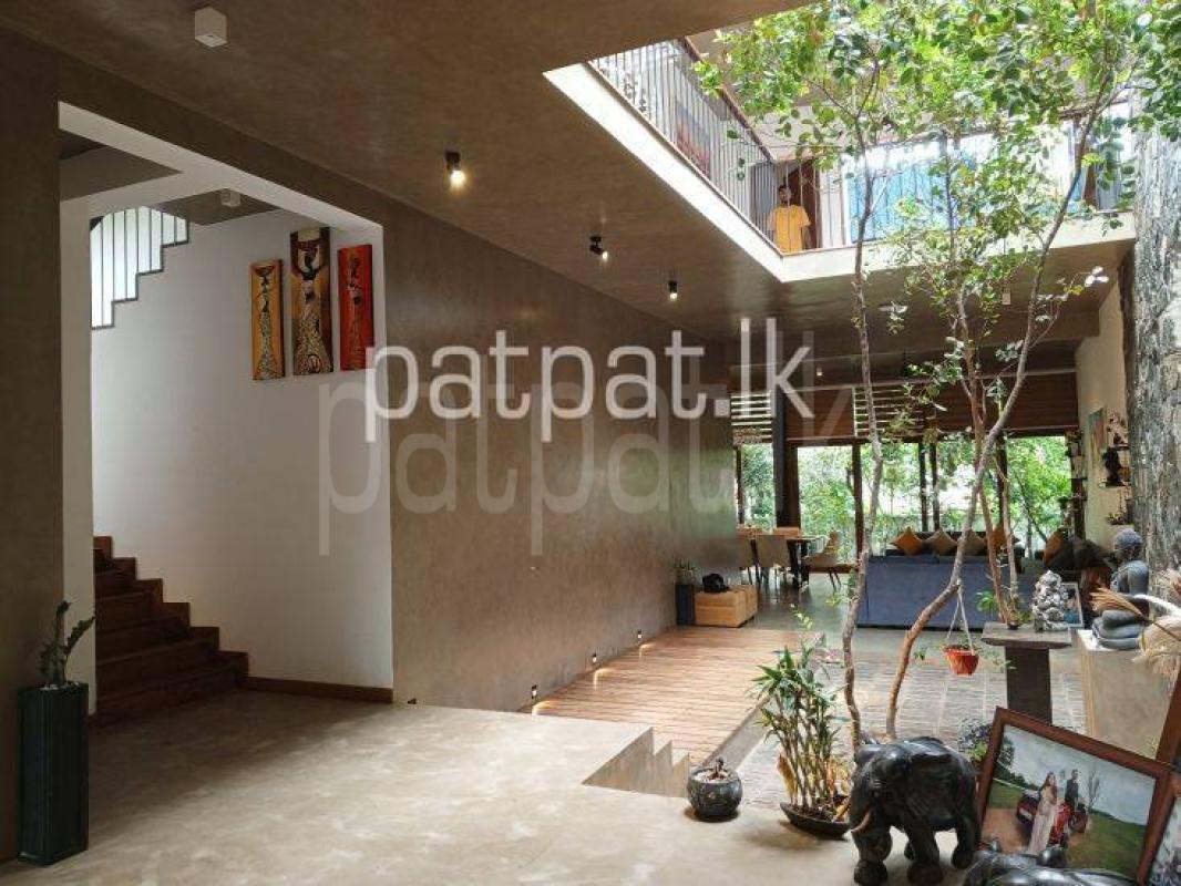 House for Sale in Gampaha ads-image-1