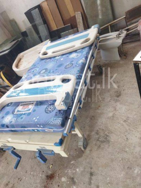 ICU Adjustable Bed ads-image-1