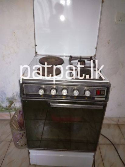 Two Electric And Two Gas Burners ads-image-1