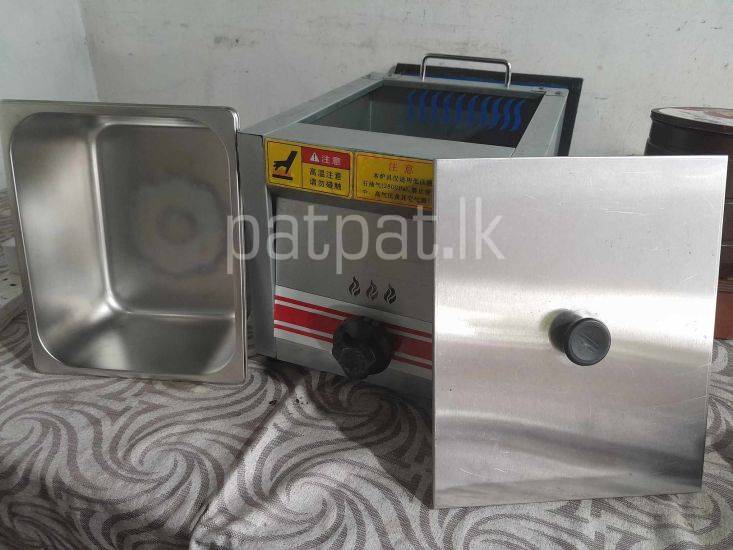Gas Deep Fryer – Only Used For 1 Month