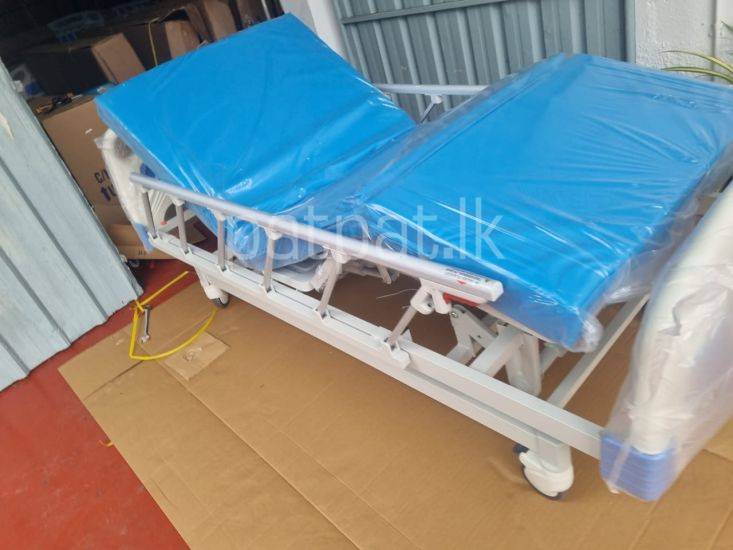 Four Function Electric Hospital Beds
