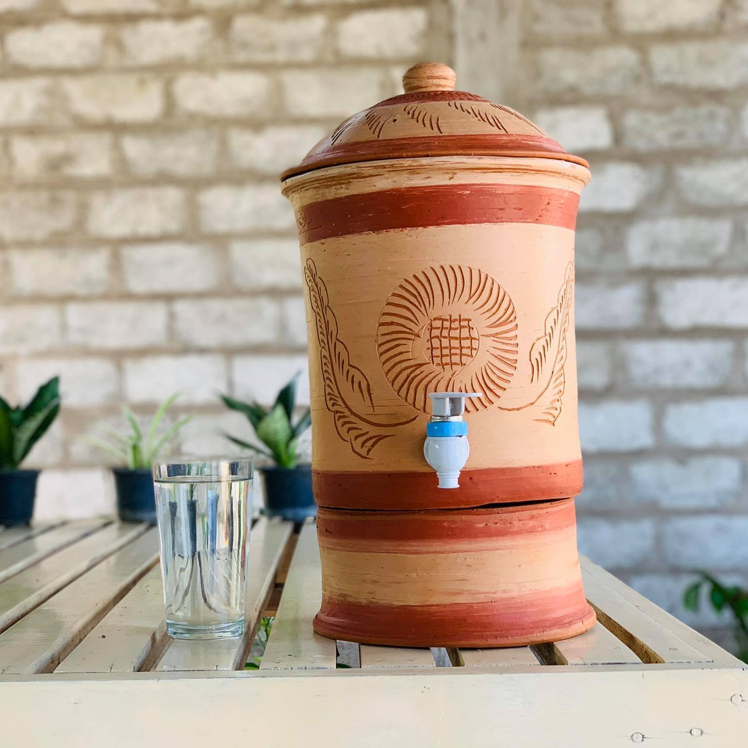 Ceylon Clay Mart logo